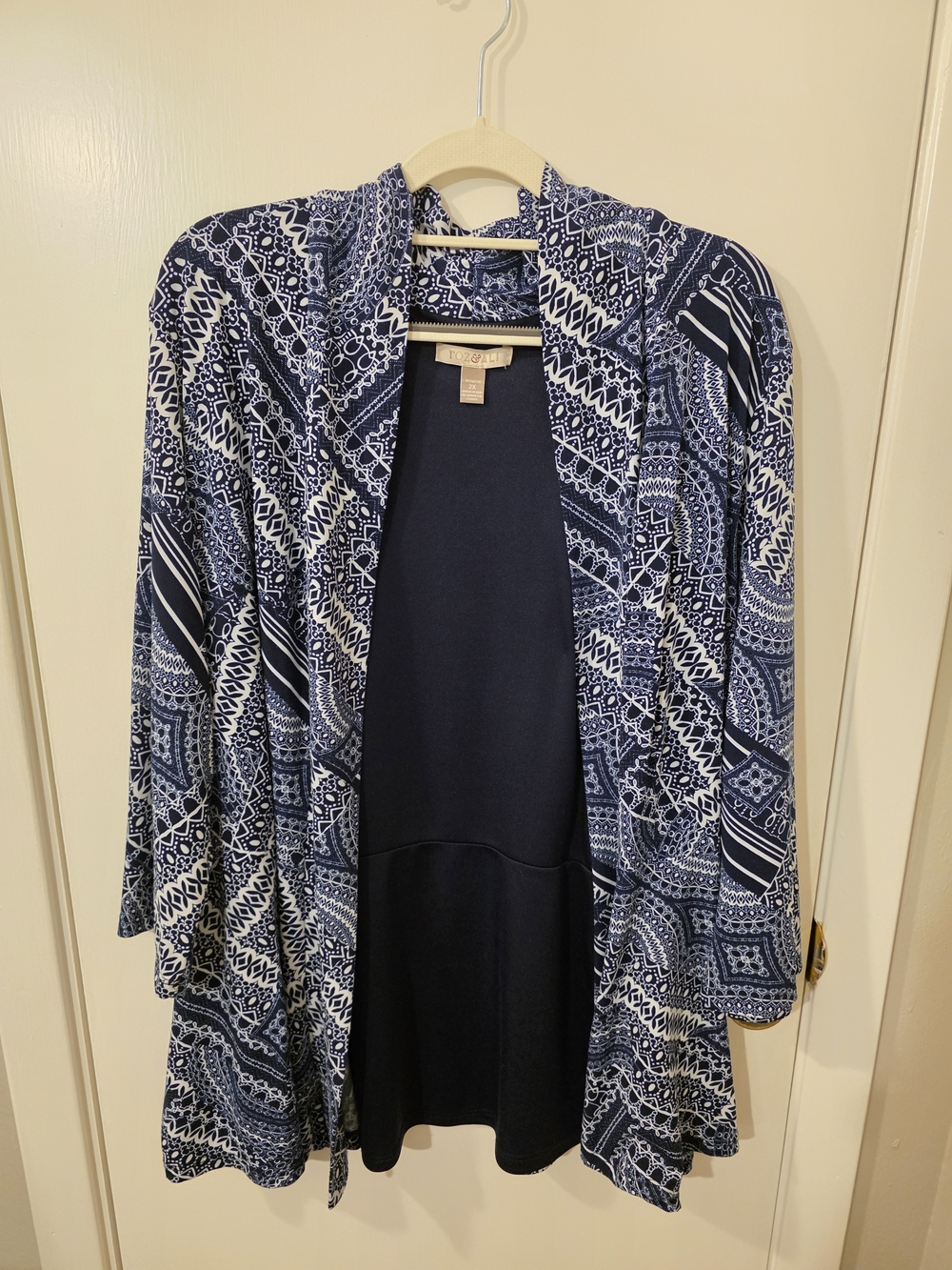 Roz & Ali Navy and White Patterned Open Front Cardigan